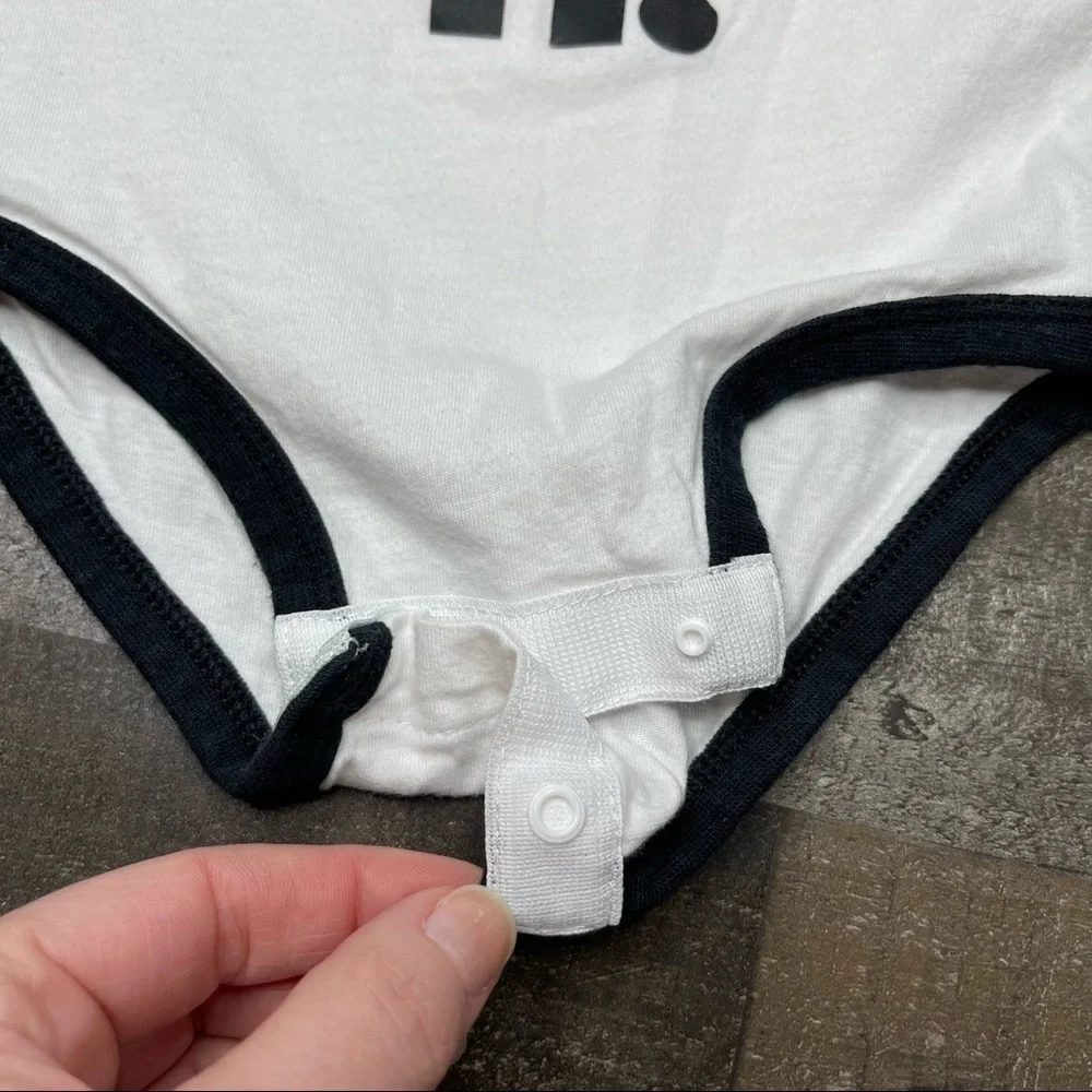 Nike Just Do It Bodysuit size 9months